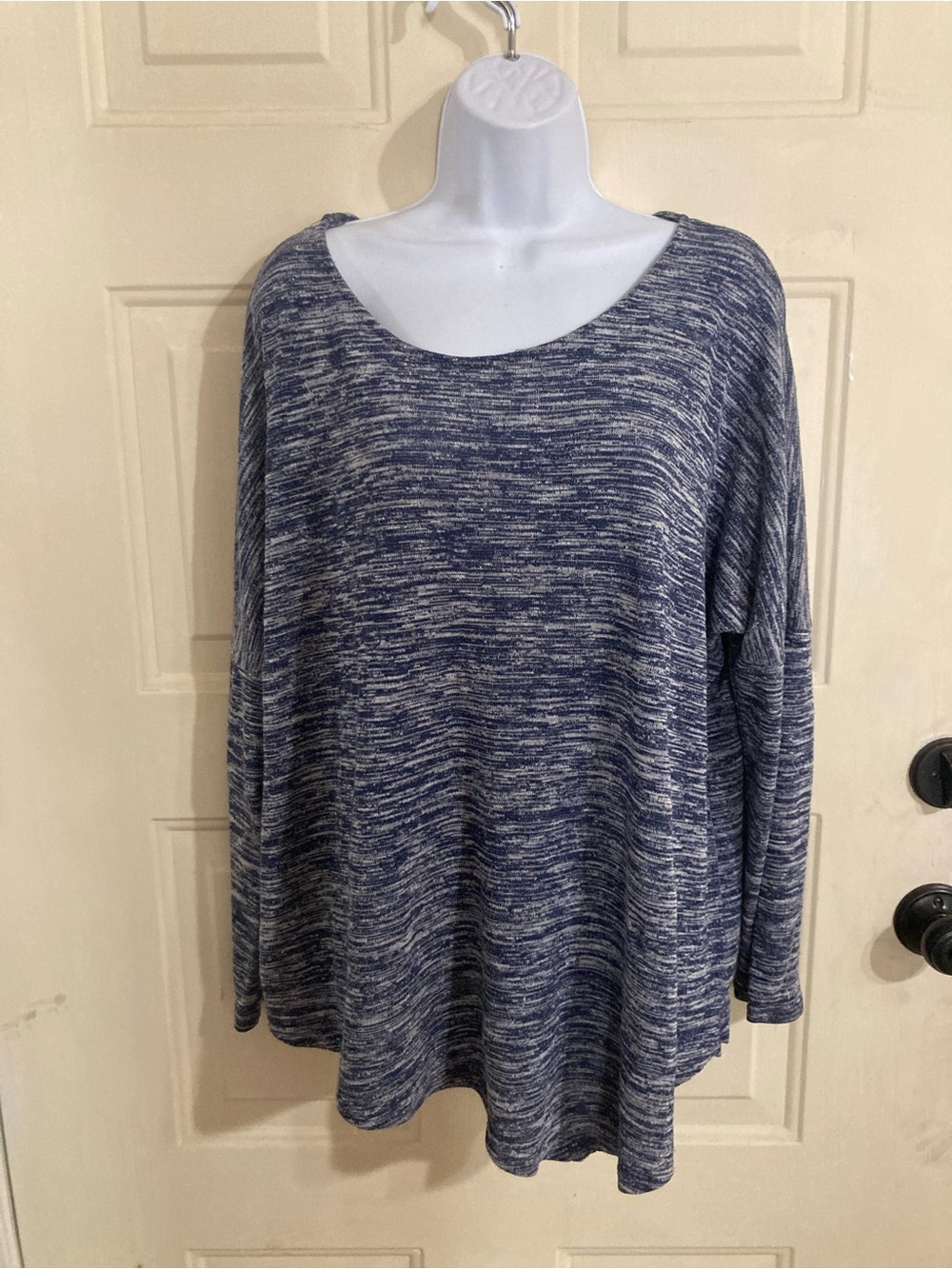 Umgee Navy Heathered Scoop Neck Long Sleeve Top